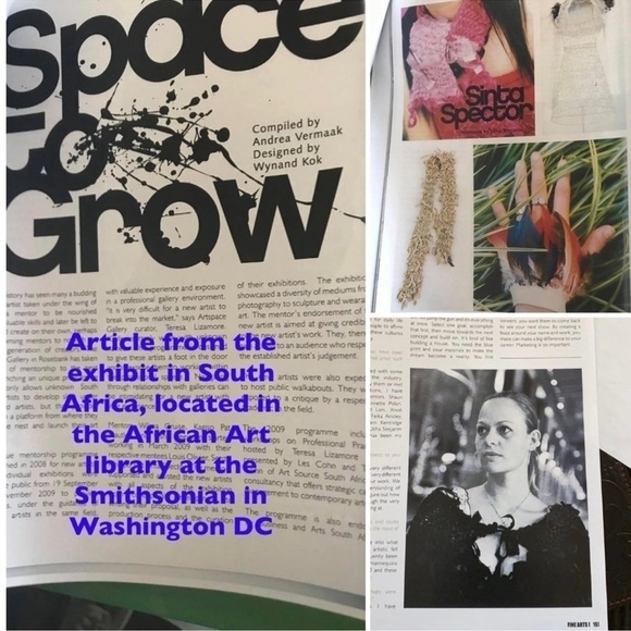 HANDCRAFTED digital art print of fur babies in a contemporary space / roses NWT - Picture 8 of 8